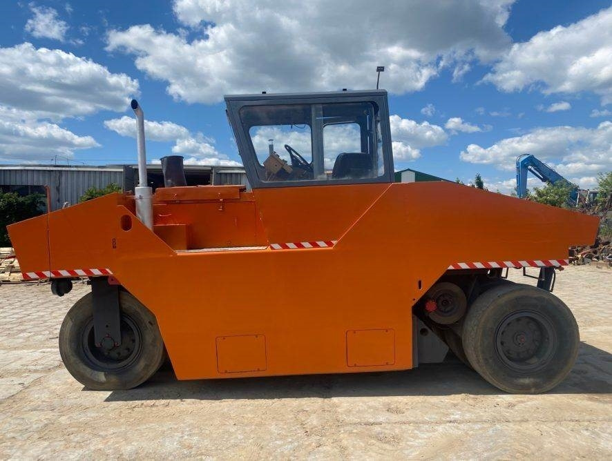 Albaret P3 - Rodillo de neumáticos: foto 4 Albaret P3 - Rodillo de neumáticos: foto 4