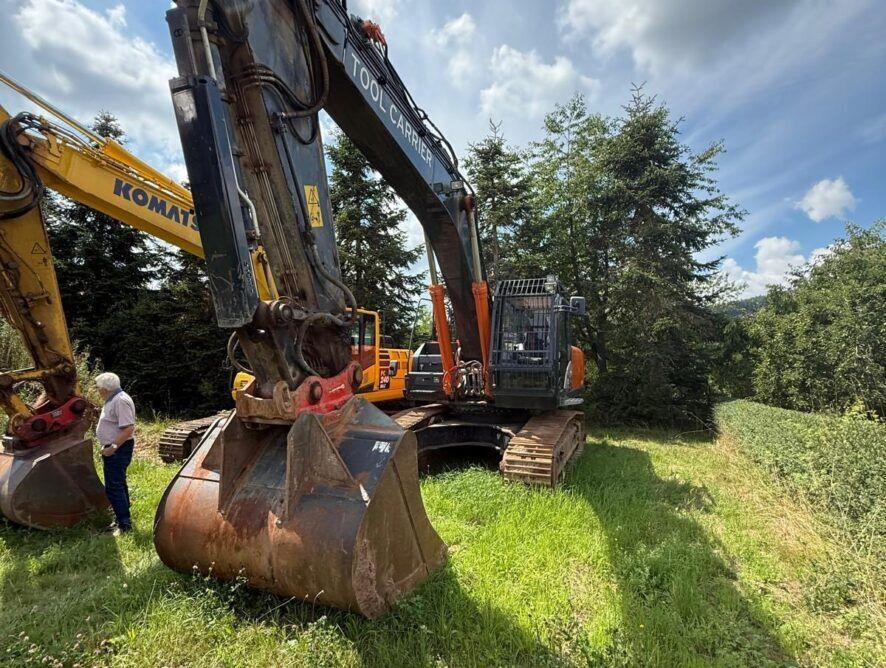 Hitachi KTEG KTS390-6 LCN - Excavadora de cadenas: foto 3 Hitachi KTEG KTS390-6 LCN - Excavadora de cadenas: foto 3