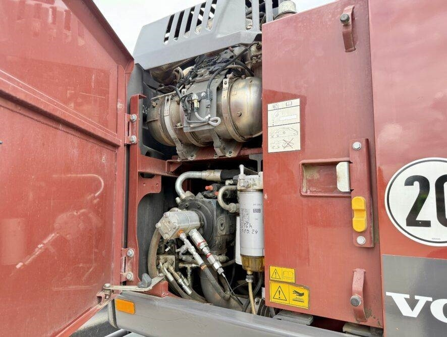 Excavadora de ruedas Volvo EWR150E: foto 6