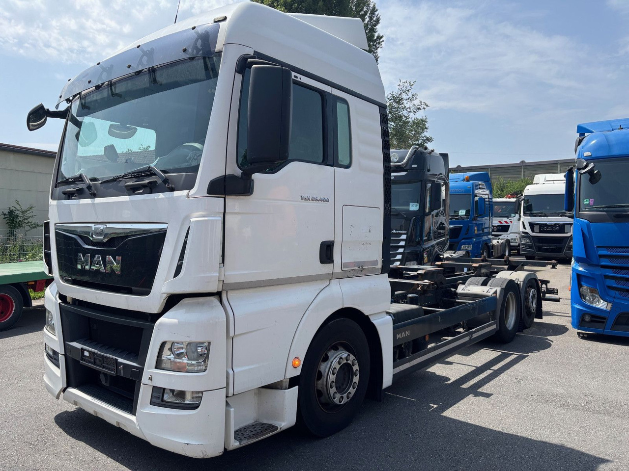 MAN TGX 26.400 Retarder/Lift/ - Camión portacontenedore/ Intercambiable: foto 1 MAN TGX 26.400 Retarder/Lift/ - Camión portacontenedore/ Intercambiable: foto 1
