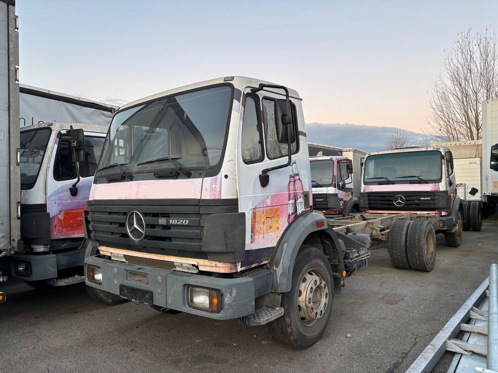 Mercedes-Benz 1820 AP Achse/Blatt/5x vorhanden - Camión chasis: foto 4 Mercedes-Benz 1820 AP Achse/Blatt/5x vorhanden - Camión chasis: foto 4