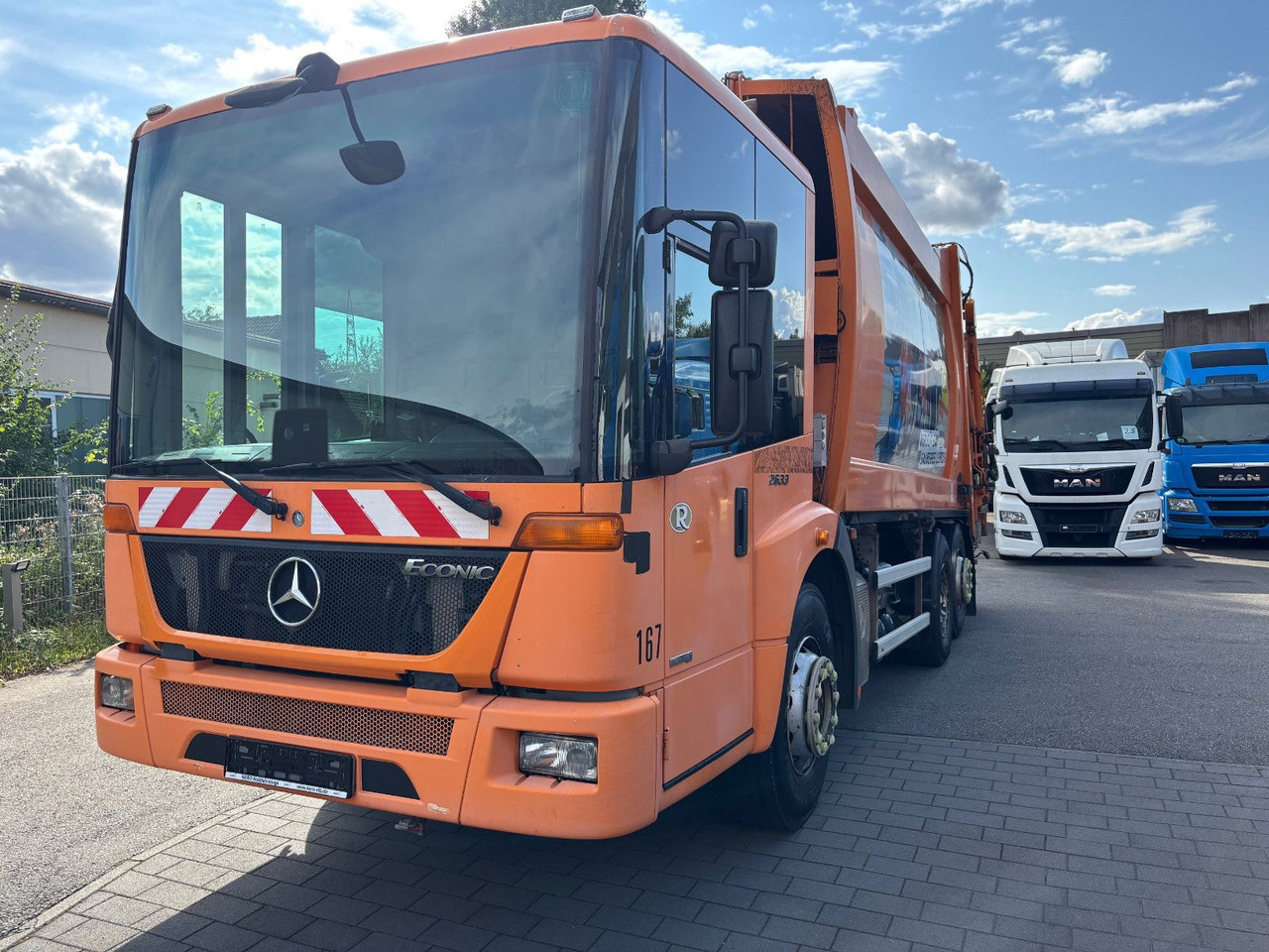 Mercedes-Benz Econic 2633 - Camión de basura: foto 2 Mercedes-Benz Econic 2633 - Camión de basura: foto 2