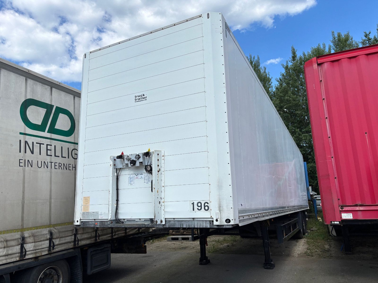 Semirremolque caja cerrada Schmitz Cargobull SKO18/L-13 Luft/Scheibenbremse: foto 1