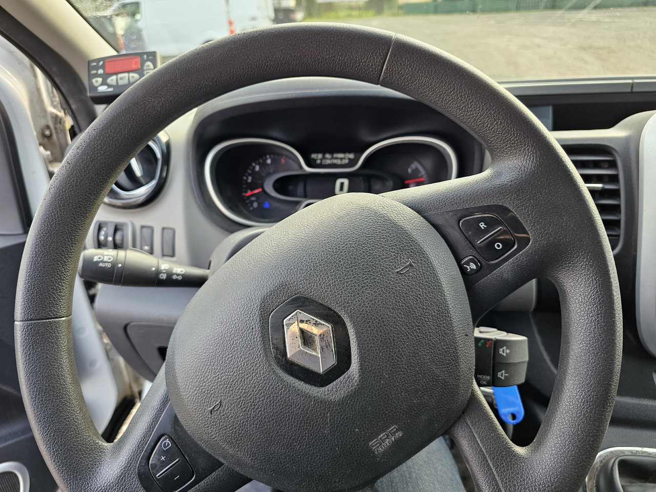 Furgoneta frigorifica RENAULT TRAFIC MAXI LONG CHLODNIA MROZNIA CARRIER+230V KLIMA NAVI KAMERA EURO6 [ Copy ] [ Copy ]: foto 14