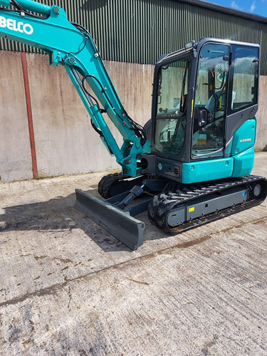 Kobelco SK 55SRX-6 - Excavadora: foto 2 Kobelco SK 55SRX-6 - Excavadora: foto 2