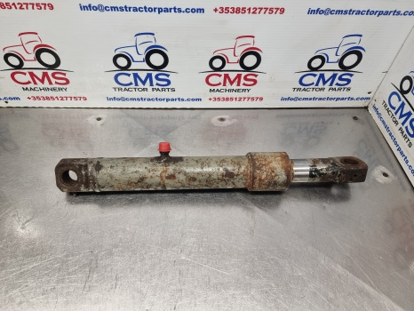 Case 1394, 1494, Hydraulic Lift Assistor Cylinder, Assistor Ram K311619, K311542 - Hidráulica: foto 1 Case 1394, 1494, Hydraulic Lift Assistor Cylinder, Assistor Ram K311619, K311542 - Hidráulica: foto 1