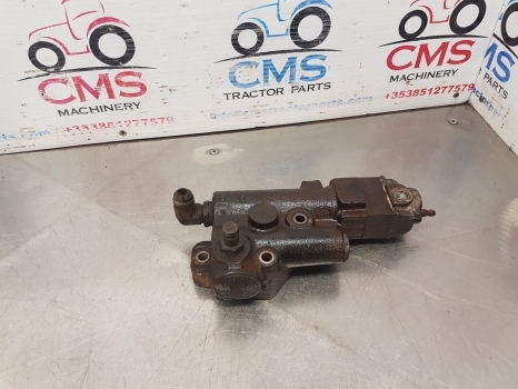 Claas Ares 836, 816, 610rz Trailer Brake Valve Parts 153108045, 6005021939 - Válvula de freno para Tractor: foto 1 Claas Ares 836, 816, 610rz Trailer Brake Valve Parts 153108045, 6005021939 - Válvula de freno para Tractor: foto 1