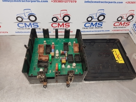 Claas Arion 640, 500, 600, Axion 950, 920, 900 Cab Fuse Box Unit 0021845140 - Fusible para Tractor: foto 2 Claas Arion 640, 500, 600, Axion 950, 920, 900 Cab Fuse Box Unit 0021845140 - Fusible para Tractor: foto 2