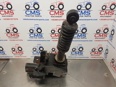 Claas Arion 640, 600, 500 Cab Back Suspension Support Assy Rhs 0021500984 - Suspensión de cabina para Maquinaria agrícola: foto 5 Claas Arion 640, 600, 500 Cab Back Suspension Support Assy Rhs 0021500984 - Suspensión de cabina para Maquinaria agrícola: foto 5