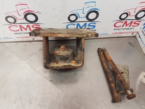 Claas Axos 340 Cx Celtis 426, 456 Cab Support Lhs 0010464541, 10464541 - Suspensión de cabina para Tractor: foto 3 Claas Axos 340 Cx Celtis 426, 456 Cab Support Lhs 0010464541, 10464541 - Suspensión de cabina para Tractor: foto 3