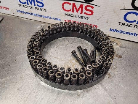 Claas Scorpion 736, 732, 741, 746, 635, 1033 Brake Spring Retainer 0019216090 - Piezas de freno: foto 5 Claas Scorpion 736, 732, 741, 746, 635, 1033 Brake Spring Retainer 0019216090 - Piezas de freno: foto 5