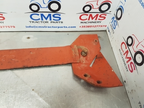 Fiat 115-90, 140-90, 130-90, 160-90, 180-90 Fuel Tank Support 82992886, 82992887 - Depósito de combustible para Maquinaria agrícola: foto 3 Fiat 115-90, 140-90, 130-90, 160-90, 180-90 Fuel Tank Support 82992886, 82992887 - Depósito de combustible para Maquinaria agrícola: foto 3