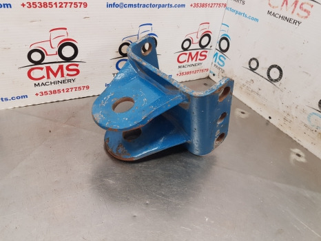 Ford 10 Series, 7710, 7910, 6710, Top Link Bracket E0nnl942aa, 83926161 - Suspensión: foto 4 Ford 10 Series, 7710, 7910, 6710, Top Link Bracket E0nnl942aa, 83926161 - Suspensión: foto 4