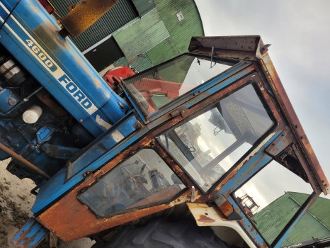 Ford 2600, 3600, 4600, 4610 Complete Fritzmeier Cab M901 - Cabina: foto 3 Ford 2600, 3600, 4600, 4610 Complete Fritzmeier Cab M901 - Cabina: foto 3