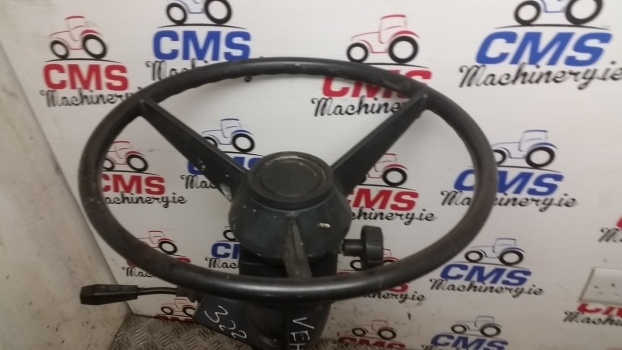 Ford 3230, 3430, 3930, 5130, 4830, 4630 Steering Column E8nn3c529da, 83982650 - Columna de dirección para Tractor: foto 5 Ford 3230, 3430, 3930, 5130, 4830, 4630 Steering Column E8nn3c529da, 83982650 - Columna de dirección para Tractor: foto 5