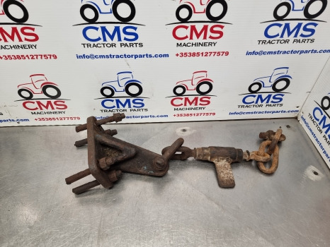 Ford 4000, 1000, 10 Series, Stabiliser Bracket Rh C7nnd933a - Suspensión: foto 1 Ford 4000, 1000, 10 Series, Stabiliser Bracket Rh C7nnd933a - Suspensión: foto 1