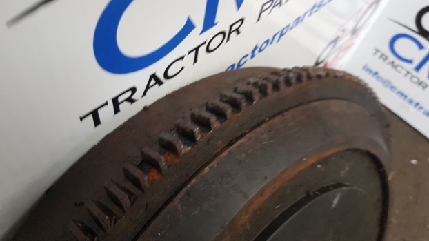 Ford 4000, 4100, 2600, 3600, 4600 Engine Flywheel And Ring Gear C5ne6375au - Volante de inercia para Tractor: foto 2 Ford 4000, 4100, 2600, 3600, 4600 Engine Flywheel And Ring Gear C5ne6375au - Volante de inercia para Tractor: foto 2