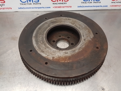 Ford 4100, 4200, 4410, 4500 Engine Flywheel E0nn6375fa, C7nn6375k, 86529653 - Volante de inercia para Tractor: foto 4 Ford 4100, 4200, 4410, 4500 Engine Flywheel E0nn6375fa, C7nn6375k, 86529653 - Volante de inercia para Tractor: foto 4