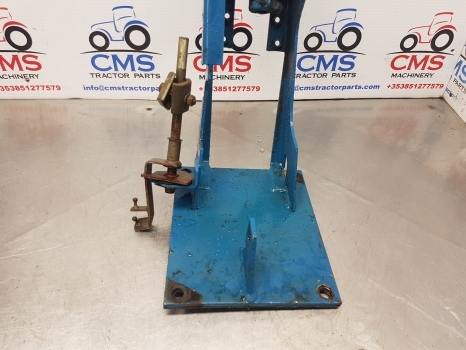 Ford 4630, 5030, 30 Series Models, Steering Column Assembly 82004260, 82854846 - Columna de dirección para Tractor: foto 3 Ford 4630, 5030, 30 Series Models, Steering Column Assembly 82004260, 82854846 - Columna de dirección para Tractor: foto 3