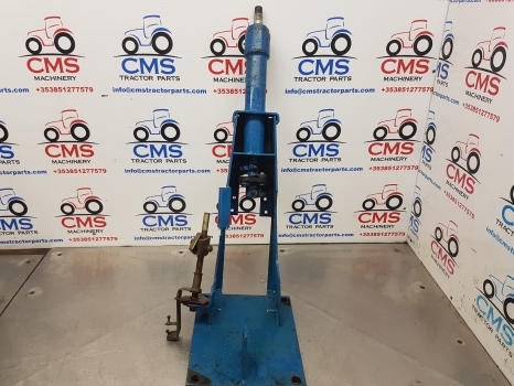 Ford 4630, 5030, 30 Series Models, Steering Column Assembly 82004260, 82854846 - Columna de dirección para Tractor: foto 2 Ford 4630, 5030, 30 Series Models, Steering Column Assembly 82004260, 82854846 - Columna de dirección para Tractor: foto 2