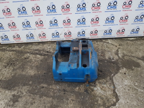 Ford 5610, 6610, 7610 Front Axle Support Frame Bolster E3nn3a042aa, 83948971 - Suspensión: foto 1 Ford 5610, 6610, 7610 Front Axle Support Frame Bolster E3nn3a042aa, 83948971 - Suspensión: foto 1