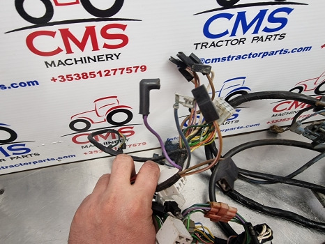 Ford 6610, 10, Tw Series, Sq Cab Roof Wiring Loom E5nn14n104lc, E4nn14n109aa - Cables/ Alambres: foto 5 Ford 6610, 10, Tw Series, Sq Cab Roof Wiring Loom E5nn14n104lc, E4nn14n109aa - Cables/ Alambres: foto 5