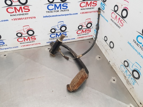Ford 6635, 35, L, Tl, T5000, Tla, Tle, Clutch Pedal 5175711 - Embrague y piezas para Maquinaria agrícola: foto 2 Ford 6635, 35, L, Tl, T5000, Tla, Tle, Clutch Pedal 5175711 - Embrague y piezas para Maquinaria agrícola: foto 2