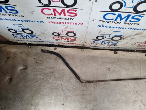 Ford 7840, 8240, 8340, 40 Series, Steering Pipe Rh 82003824 - Dirección: foto 4 Ford 7840, 8240, 8340, 40 Series, Steering Pipe Rh 82003824 - Dirección: foto 4