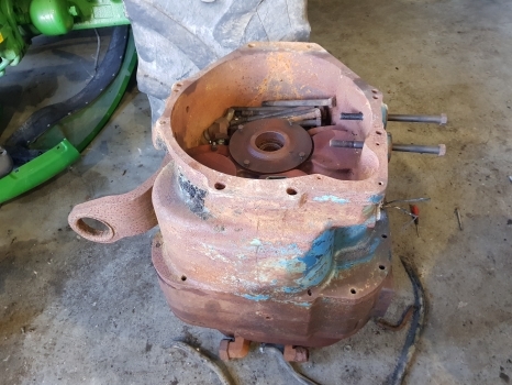 Ford 8530, 8630, 8730, 8830 Transmission Housing Powershift 81867871, F0nn7003ba - Caja de cambios para Tractor: foto 3 Ford 8530, 8630, 8730, 8830 Transmission Housing Powershift 81867871, F0nn7003ba - Caja de cambios para Tractor: foto 3