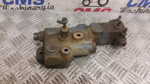 Ford New Holland 7840 40 And Ts Series Trailer Brake Valve 81874969, 1535108113 - Válvula de freno para Tractor: foto 4 Ford New Holland 7840 40 And Ts Series Trailer Brake Valve 81874969, 1535108113 - Válvula de freno para Tractor: foto 4