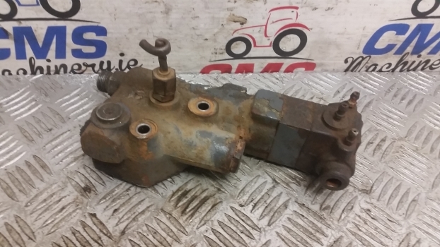 Ford New Holland 7840 40 And Ts Series Trailer Brake Valve 81874969, 1535108113 - Válvula de freno para Tractor: foto 1 Ford New Holland 7840 40 And Ts Series Trailer Brake Valve 81874969, 1535108113 - Válvula de freno para Tractor: foto 1