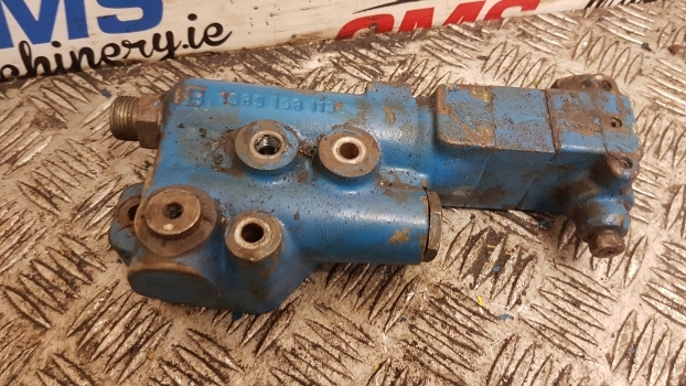 Ford, New Holland 8340, Ts Trailer Brake Valve Distributor 81874969, 1535108113 - Válvula de freno para Tractor: foto 2 Ford, New Holland 8340, Ts Trailer Brake Valve Distributor 81874969, 1535108113 - Válvula de freno para Tractor: foto 2