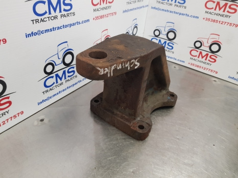 Ford Schindler 8200, 8100 Front Axle Support Bracket 627518 - Suspensión: foto 4 Ford Schindler 8200, 8100 Front Axle Support Bracket 627518 - Suspensión: foto 4