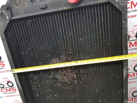 Ford Ts, 5640, 6640, 7740 Engine Water Cooling Radiator 82015103, 82015097 - Radiador: foto 2 Ford Ts, 5640, 6640, 7740 Engine Water Cooling Radiator 82015103, 82015097 - Radiador: foto 2