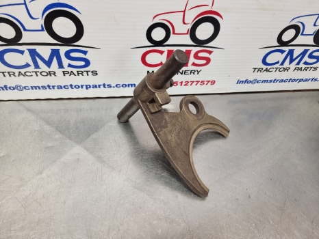 Ford Tw5, Tw15, Tw20, Tw25, Tw30, 8530 Transmission Selector Fork D8nn7n362aa - Transmisión: foto 2 Ford Tw5, Tw15, Tw20, Tw25, Tw30, 8530 Transmission Selector Fork D8nn7n362aa - Transmisión: foto 2