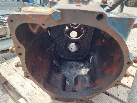 Fordtw20, Tw, 700 Series, Transmission Gearbox Housing D8nn7006ca, D8nn7005ca - Caja de cambios: foto 5 Fordtw20, Tw, 700 Series, Transmission Gearbox Housing D8nn7006ca, D8nn7005ca - Caja de cambios: foto 5