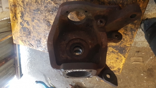 Jcb Fastrac 185-65 Front Axle Swivel Housing Lhs 454/05203, 454/05202, 454/05201 - Eje delantero para Tractor: foto 3 Jcb Fastrac 185-65 Front Axle Swivel Housing Lhs 454/05203, 454/05202, 454/05201 - Eje delantero para Tractor: foto 3