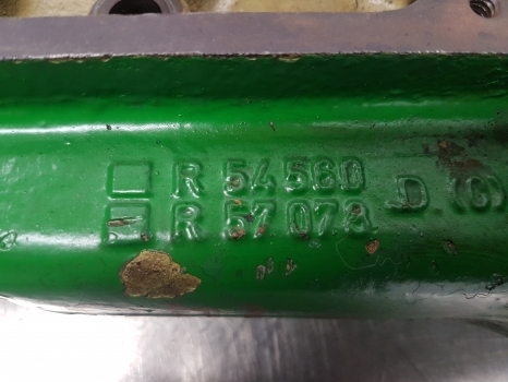 John Deere 2140, 1640, 2040, 2030, 2120 Cylinder Head R54560, Ar70589, Re56308 - Cabezal de bloque para Tractor: foto 3 John Deere 2140, 1640, 2040, 2030, 2120 Cylinder Head R54560, Ar70589, Re56308 - Cabezal de bloque para Tractor: foto 3