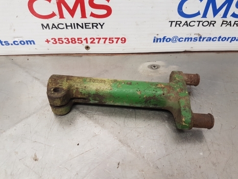 John Deere 3040, 3140, 3640, 3340 Hydraulic Pump Drive Shaft T28263 - Palier para Tractor: foto 1 John Deere 3040, 3140, 3640, 3340 Hydraulic Pump Drive Shaft T28263 - Palier para Tractor: foto 1