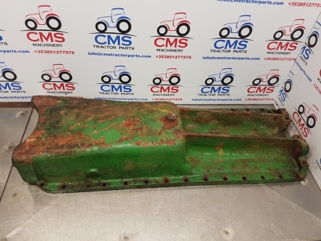 John Deere 3350, 3055, 3130, 3340, 2940, 3050 Oil Pan Sump R72231 - Cárter de aceite para Tractor: foto 1 John Deere 3350, 3055, 3130, 3340, 2940, 3050 Oil Pan Sump R72231 - Cárter de aceite para Tractor: foto 1