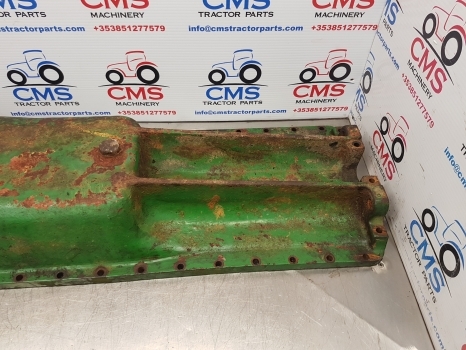 John Deere 3350, 3055, 3130, 3340, 2940, 3050 Oil Pan Sump R72231 - Cárter de aceite para Tractor: foto 2 John Deere 3350, 3055, 3130, 3340, 2940, 3050 Oil Pan Sump R72231 - Cárter de aceite para Tractor: foto 2