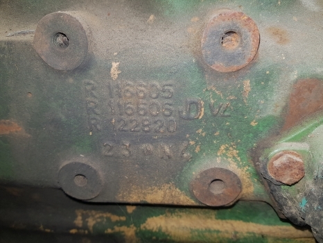 John Deere 4039tl Se6200 Engine Cylinder Head Block Crankshaft Nut Re66497 - Cabezal de bloque para Tractor: foto 2 John Deere 4039tl Se6200 Engine Cylinder Head Block Crankshaft Nut Re66497 - Cabezal de bloque para Tractor: foto 2