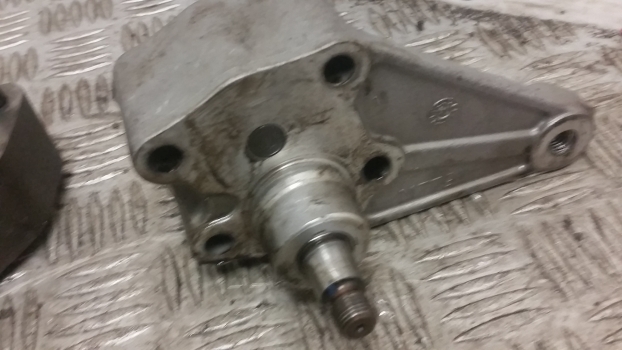 John Deere 6010, 6110, 6210, 6310, 3200, 6020, 6220 Engine Oil Pump Re504914 - Bomba de aceite para Tractor: foto 4 John Deere 6010, 6110, 6210, 6310, 3200, 6020, 6220 Engine Oil Pump Re504914 - Bomba de aceite para Tractor: foto 4