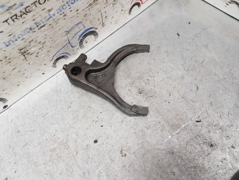 John Deere 6100, 6200, 6300, 6400, 6600, 6506 Transmission Fork L77169 - Transmisión para Tractor: foto 3 John Deere 6100, 6200, 6300, 6400, 6600, 6506 Transmission Fork L77169 - Transmisión para Tractor: foto 3