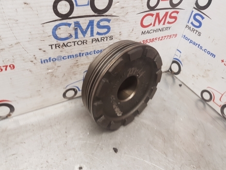 John Deere 6210r Rear Axle Differential Bearing Housing R315748, Re330901 - Diferencial para Tractor: foto 1 John Deere 6210r Rear Axle Differential Bearing Housing R315748, Re330901 - Diferencial para Tractor: foto 1