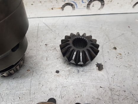John Deere 6300, 6400 Zf Apl2035 Front Axle Differential L100149, 4131302074 - Diferencial para Tractor: foto 5 John Deere 6300, 6400 Zf Apl2035 Front Axle Differential L100149, 4131302074 - Diferencial para Tractor: foto 5