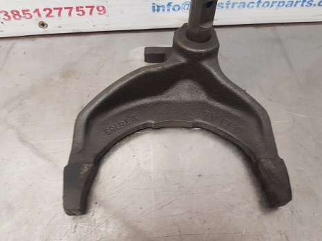 John Deere 6400, 6200, 6300, 6400, 6500, 6600, 6506 Shift Fork L76183 - Transmisión: foto 5 John Deere 6400, 6200, 6300, 6400, 6500, 6600, 6506 Shift Fork L76183 - Transmisión: foto 5