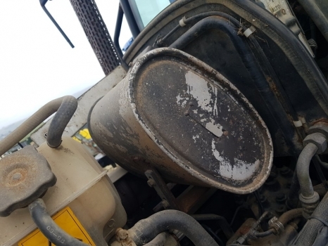 Landini Mythos 100, Mythos 90 Exhaust Box 3654012m91 - Silenciador/ Sistema de escape para Maquinaria agrícola: foto 1 Landini Mythos 100, Mythos 90 Exhaust Box 3654012m91 - Silenciador/ Sistema de escape para Maquinaria agrícola: foto 1
