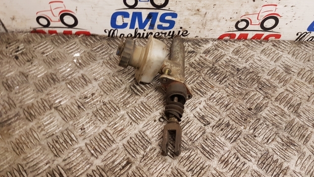 Landini Mythos Tdi 115 Clutch Master Cylinder 3558552m91 - Cilindro de embrague para Tractor: foto 3 Landini Mythos Tdi 115 Clutch Master Cylinder 3558552m91 - Cilindro de embrague para Tractor: foto 3