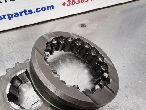 Landini Vision 105, Mccormick, Transmission Sleeve, Hub 3532500m3, 3536269m1 - Caja de cambios: foto 3 Landini Vision 105, Mccormick, Transmission Sleeve, Hub 3532500m3, 3536269m1 - Caja de cambios: foto 3